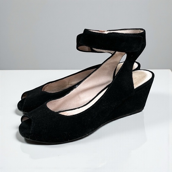 Sacha London Venice Peep Toe Wedge Sandal in Black Size 7 - Picture 3 of 10